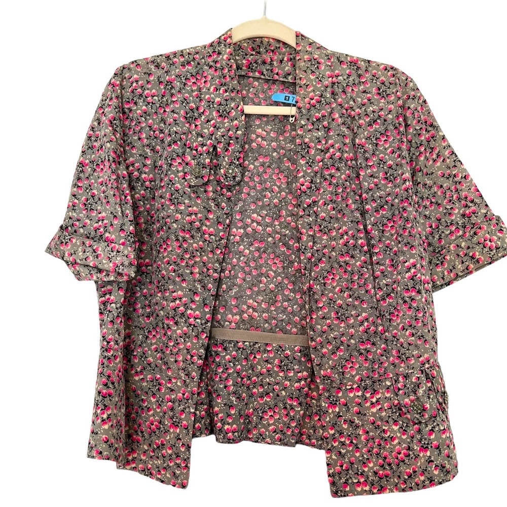 Vintage Handmade Floral Print Short Sleeve Collared Blouse with Jewel Details